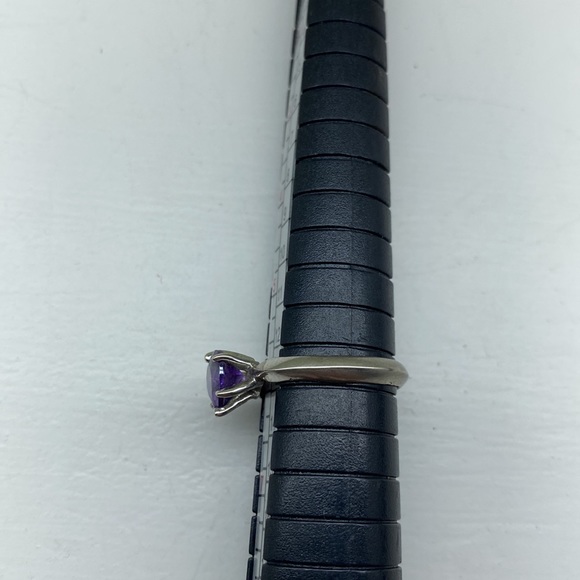 Sterling Silver Purple Heart Gemstone Ring - Picture 6 of 10